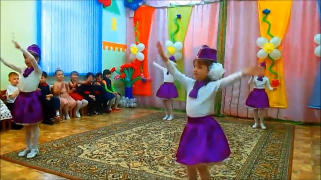 Стюардессы