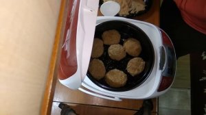 Гречневая каша с котлетами на пару в мультиварке.