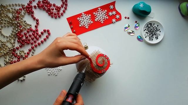 Новогодний белый бархатный шар на Ёлку своими руками | Christmas ball crafts idea смотреть онлайн