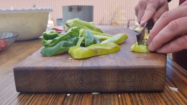 БОРЩ В КАЗАНЕ НА КОСТРЕ!!! смотреть онлайн