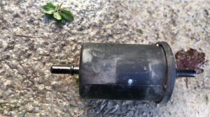 How to change the gasoline fuel filter of Renault Laguna 2