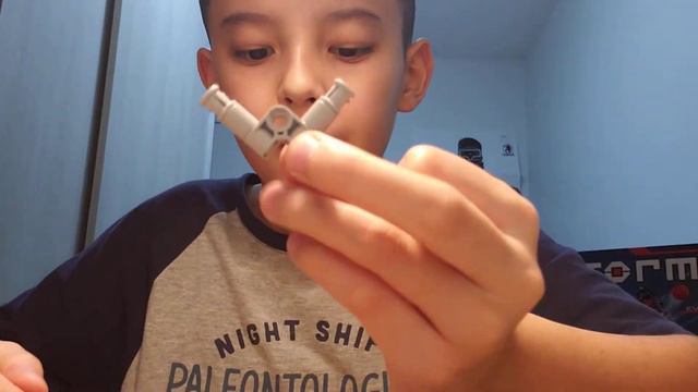 motor v6 de lego techinic com tirador e colocador de motor part 1 смотреть онлайн