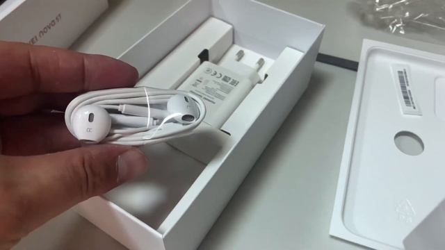 Распаковка Huawei Nova 5T 2019 смотреть онлайн