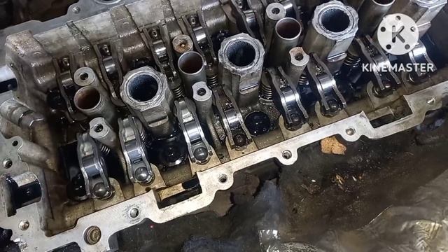 Замена распредвалов Ford C-Max 1.6d смотреть онлайн