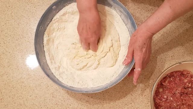 Беляши сочные и очень вкусные ? Мягкое и воздушное тесто, сочное мясо - ну просто объедение!#беляши