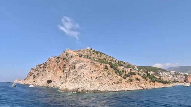 ОН ВОССТАЛ ИЗ ПЕПЛА! НОВЫЙ КРУТОЙ САМЫЙ БОЛЬШОЙ В ТУРЦИИ ПИРАТСКИЙ КОРАБЛЬ ДЛЯ ТУРИСТОВ! смотреть онлайн