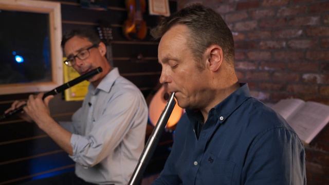 The Yellow Tinker (reel) on Irish Flute and Low Whistle смотреть онлайн