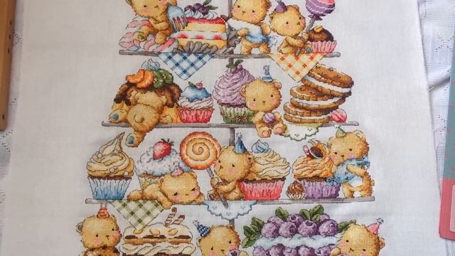 Вышивка крестиком. Sweet bears от Soda. Отчет 2. Мишки сладкоежки смотреть онлайн