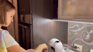 МАША сама подстригла КАРЕ ??♀️ || Мама загуляла… || Чем занимается дома МАША ? Наша Маша влог