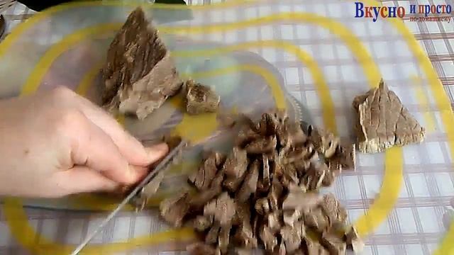 Солянка Мясная Сборная - семейный рецепт! Суп с копченостями.