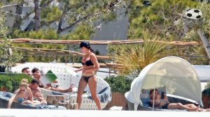 Cristiano Ronaldo & Georgina Rodriguez On The Beach ( Cristiano Ronaldo's New Girlfriend 2017 )