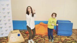 Упражнение "Кулачки-колени". Гимнастика для мозга.