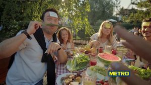 Для любого повода есть METRO! Evian