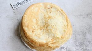 Тонкие блинчики на молоке с яблоками