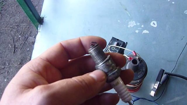 Зачем подрезают боковой электрод у свечей зажигания, смотреть онлайн