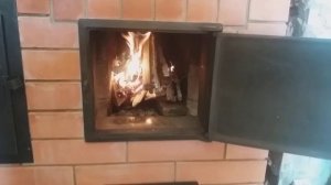 Первая растопка печи . Двухколпаковая отопительноварочная печь Игоря Кузнецова .