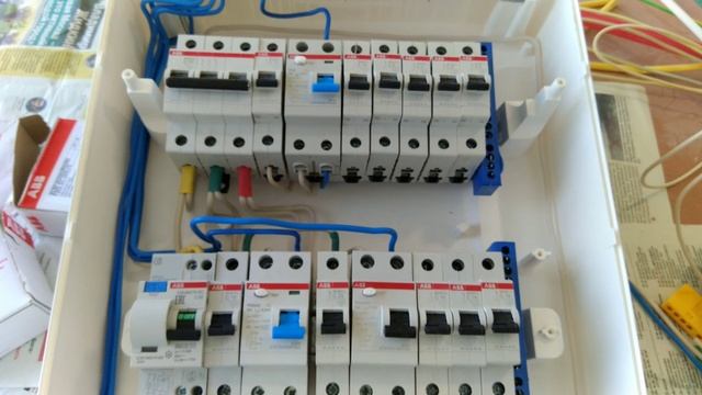 Сборка щита в квартиру на 380В. Бюджетный вариант. смотреть онлайн