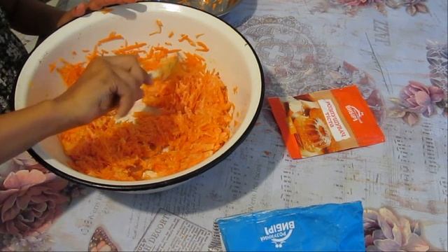 Делаем с мамой печенье из морковки