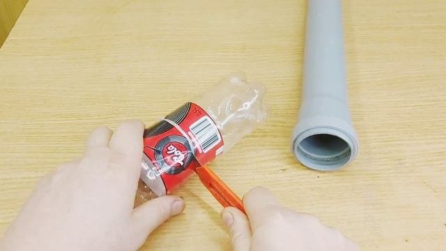 Не выбрасывайте пластиковую трубу Полезная самоделка хитрость Удобный тубус для шампуров