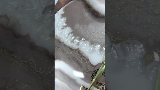 Панно с нашей стеклянной крошкой от мастера @epoxarta ? смотреть онлайн