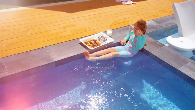 Solo Adventure Challenge: 24 Hours of Mya's Mischievous Mayhem смотреть онлайн