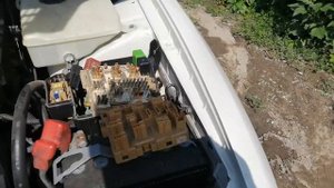 Плавится предохранитель EFI?Не беда! Разбор и ремонт блока предохранителей Toyota Chaser Mark Crest