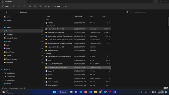 Download and install ASP .NET core 5 and Visual Studio 2019
