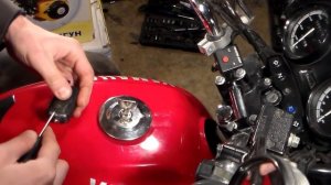 Как правильно повесить брелок от сигнализации на ключ