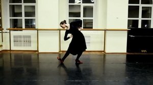 6.Экзерсис на середине. Комбинация круговые движения ногой по полу