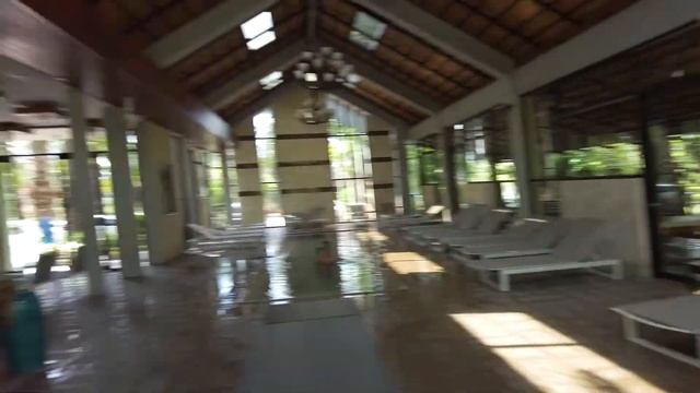 ЭКСТРИМЫ НА ЭКСКУРСИЯХ. КИПЯТОК И УРАГАН... смотреть онлайн