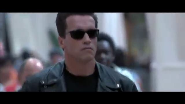 John Connor Playing Arcade Games смотреть онлайн