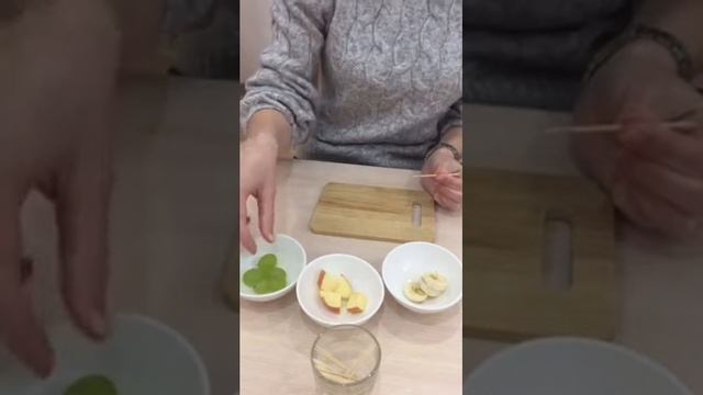 Рецепт "Фруктовое канапе"