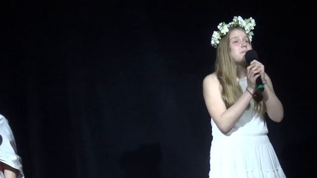 Гораций. "К Мельпомене". На латинском языке. смотреть онлайн