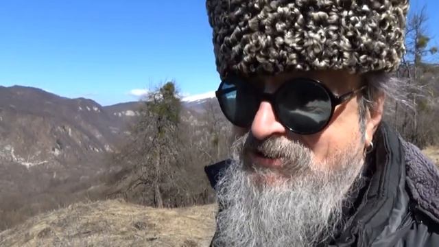 Чечня. Художник Шаппо Владимир находит эликсир долголетия.