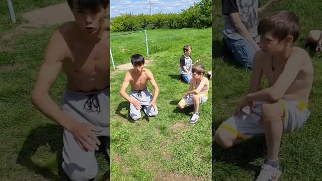 обучение, делаем отжимание от пола