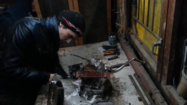 ИЖ Муравей ремонт . Часть 1. смотреть онлайн