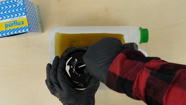 Changer le Filtre à Gasoil Trafic 3 1.6 dCi ⛽ смотреть онлайн