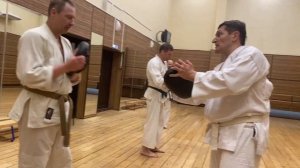 Удары ногой в голову - куби маваши гери #каратэ #karate #окинава #карате