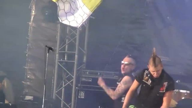 Мотофестиваль Мото Малоярославец 2014. Тараканы - Большие яйца (Плохие танцоры) смотреть онлайн