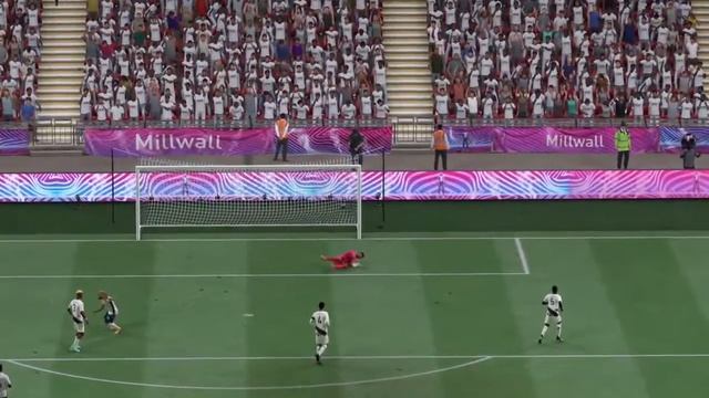 When you use Rashford for a game and he turns into prime Cr7 смотреть онлайн