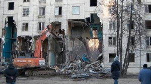 Снос пятиэтажки по адресу Москва, Беломорская ул 1