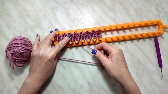 #вязаниедляначинающих #diy Вязание на луме для начинающих. Способ 4