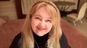 РАСПАКОВКА ПОДАРКОВ! ПОЮ ВЕСЬ ВЕЧЕР! НАРЯДИЛИ ЕЩЁ ОДНУ ЁЛКУ. С НОВЫМ 2022 ГОДОМ!