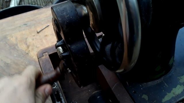 Обзор видео швейная машина ПМЗ Подольск.