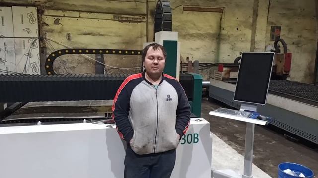 ТопСтанки   отзыв клиента о запуске лазерного станка с ЧПУ TS1530В.mp4
