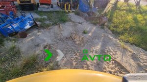 Экскаватор KOMATSU PC10-7 отжимается копает на 3 метра глубиной объём ковша 0.03 куб метр Красноярс