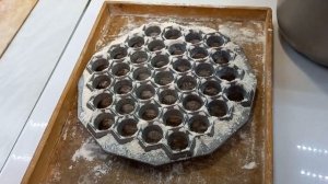 Пельмени, вареники.