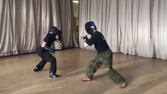 Спарринги 2013 год! Спорт нож Толпар СПАС 2 смотреть онлайн