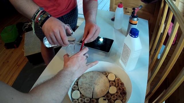 "Эпоксидная смола" Барный стул своими руками или "первый блин с пузырями" смотреть онлайн