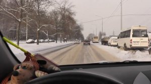 Управление автоматом на скользкой дороге.